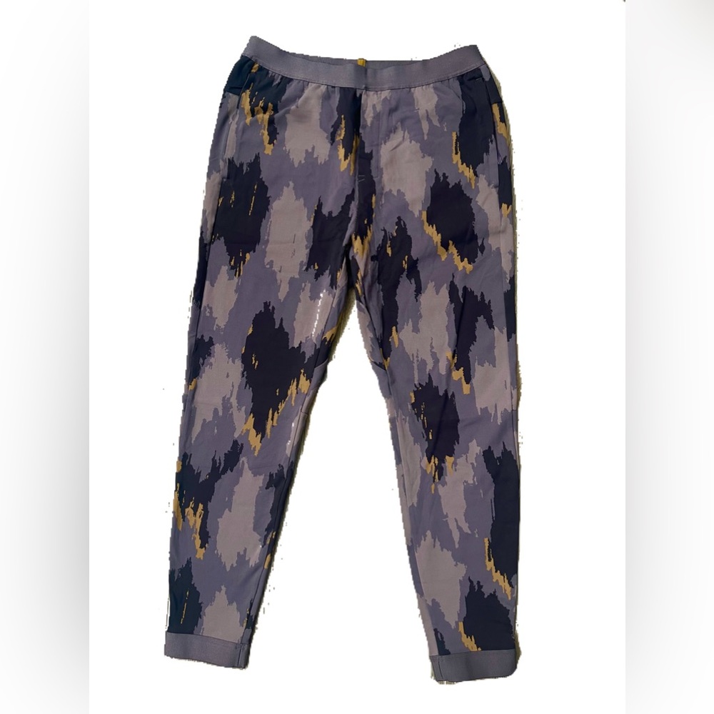 LULULEMON x ROBERT GELLER athletic pants ( W 32”) ( L 41” )